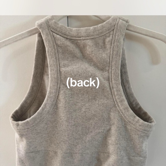 Gray Alo Crop Top size M - Picture 2 of 2